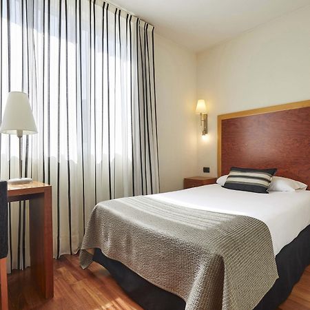 Hotel Exe Plaza Delicias Saragozza Esterno foto