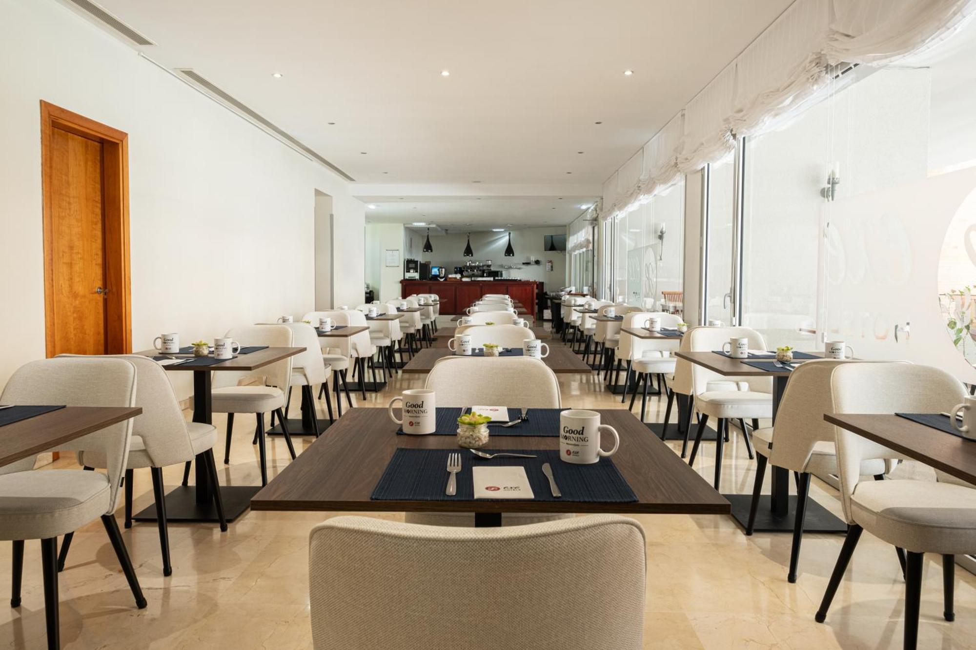 Hotel Exe Plaza Delicias Saragozza Esterno foto