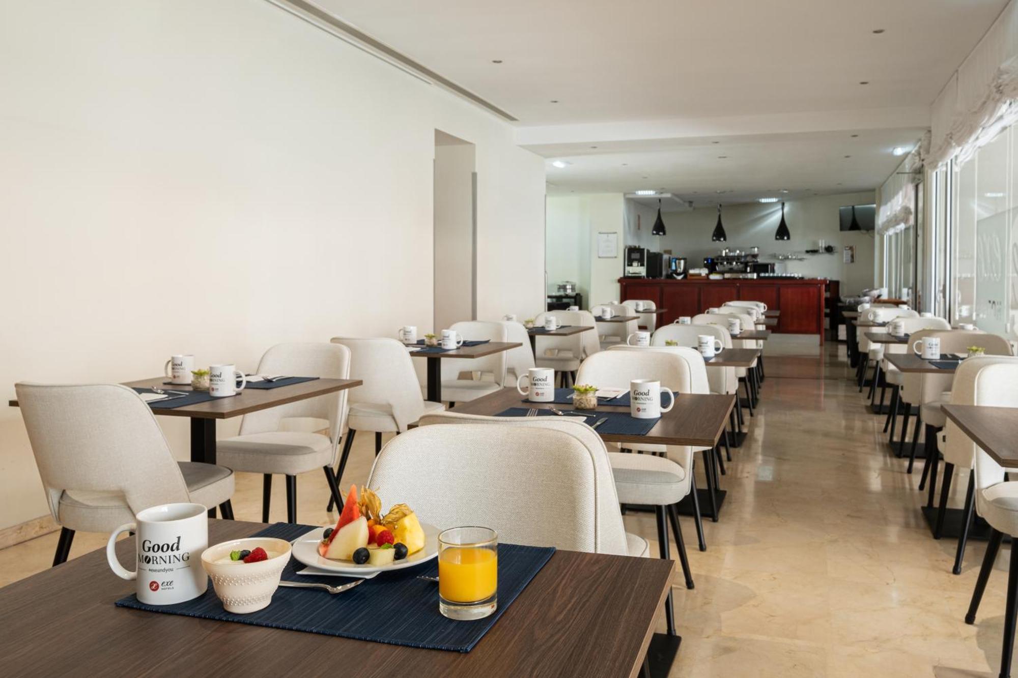 Hotel Exe Plaza Delicias Saragozza Esterno foto